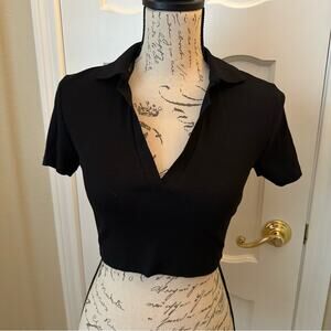 Zara Black Short Sleeve Crop Top V neck with Collar, Size M